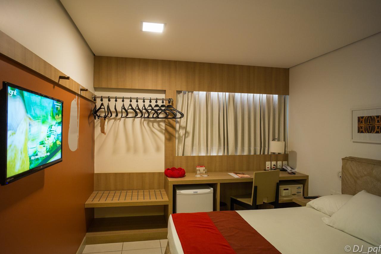 Iu-á Hotel Juazeiro do Norte Buitenkant foto